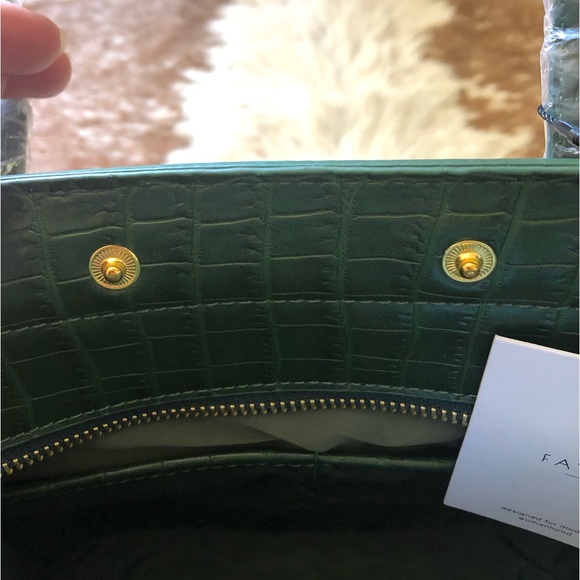 Fawn Design Medium Carryall + belt bag - Picture 11 of 17